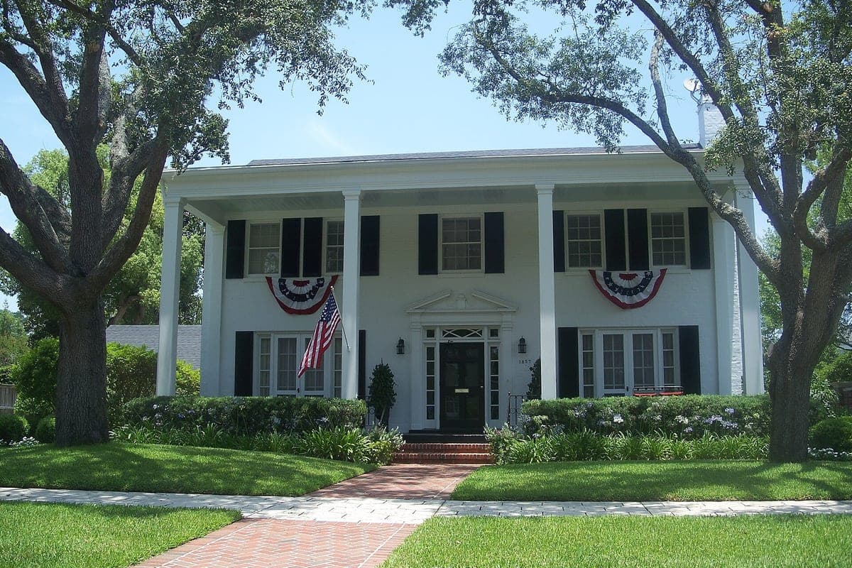 The Avondale Historic District in Jacksonville, Florida