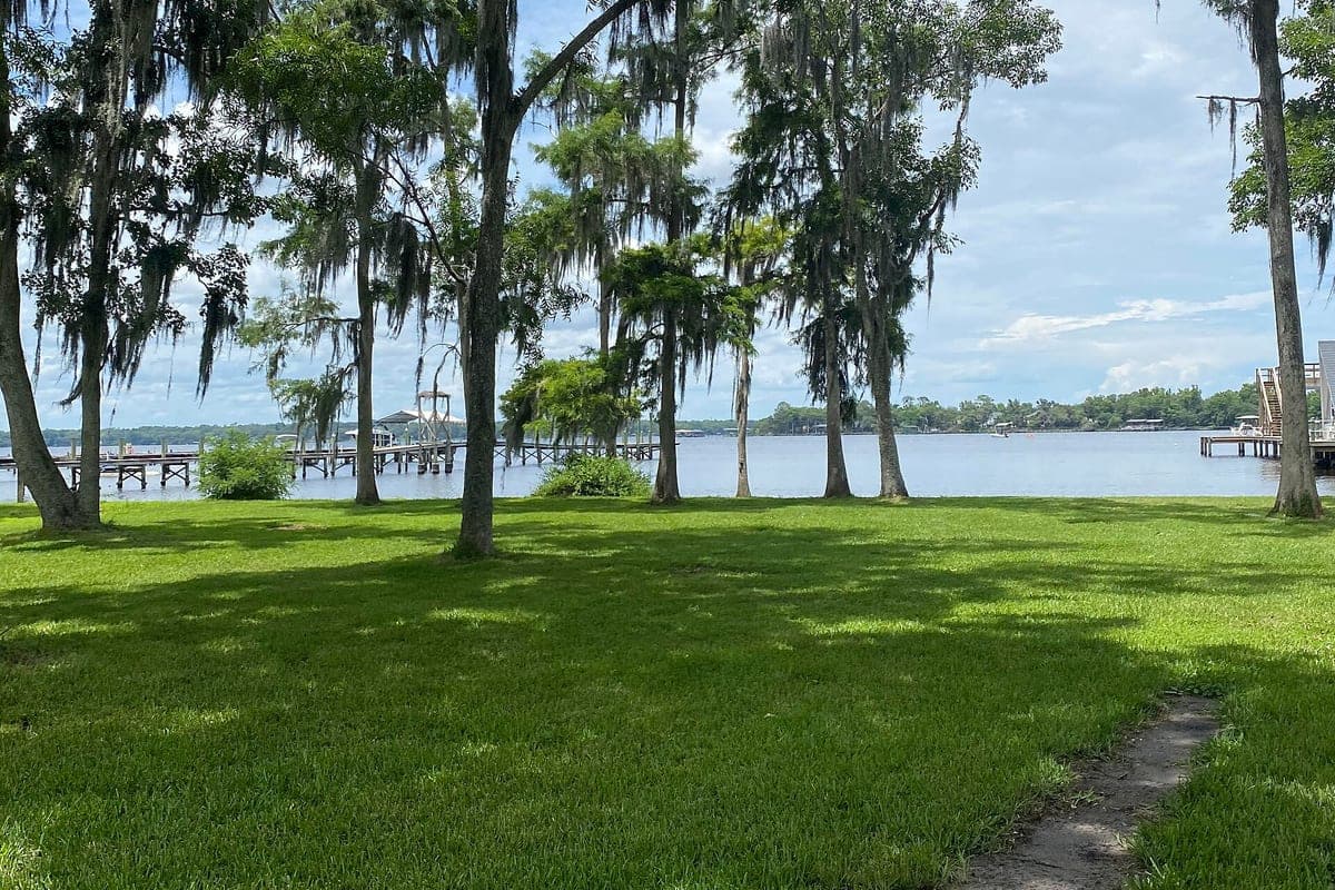 Doctors Lake, Fleming Island in Jacksonville, Florida